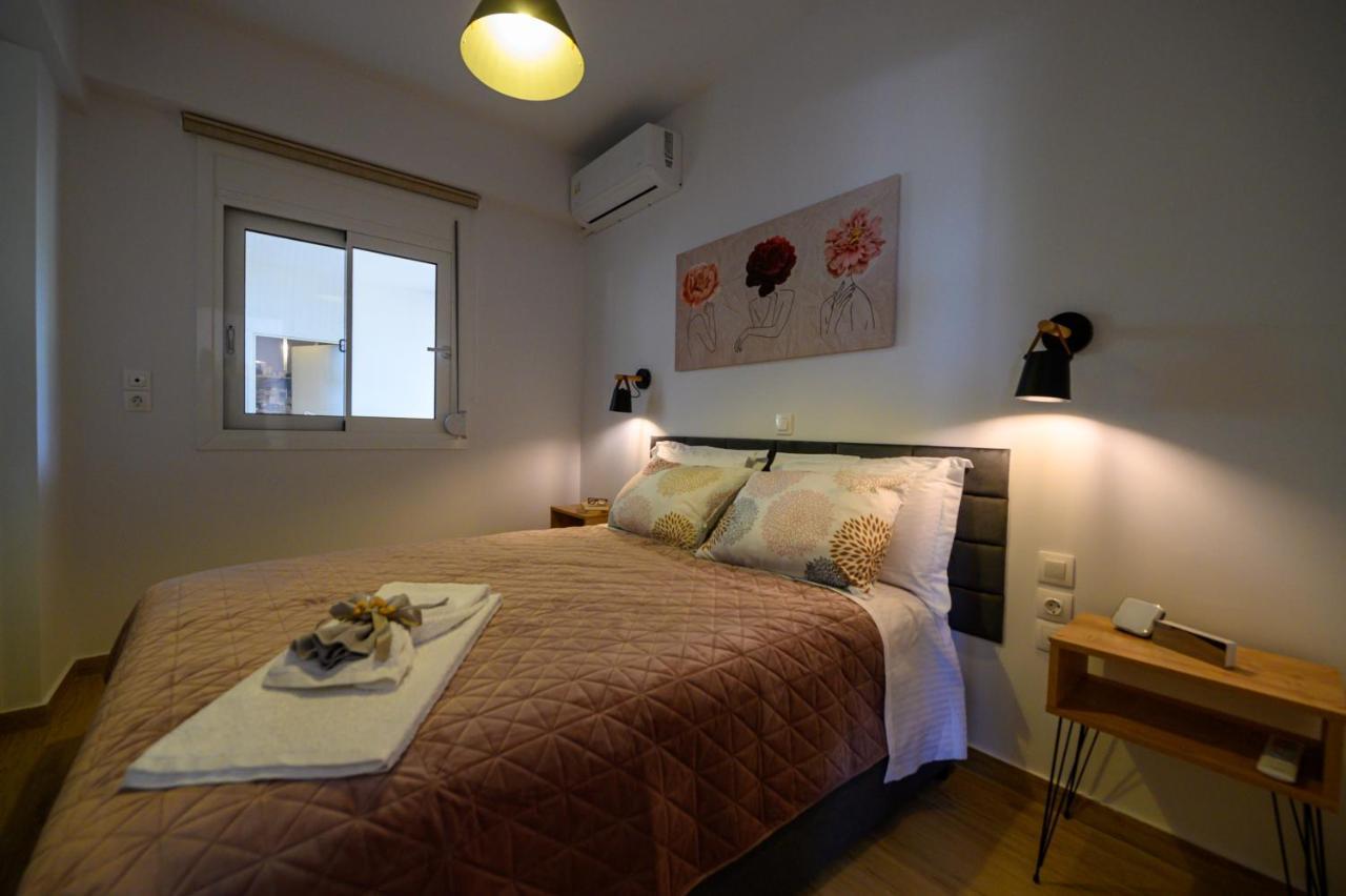 Chic Apartment In Nature, 5-Min Walk To The Beach Каламата Екстериор снимка