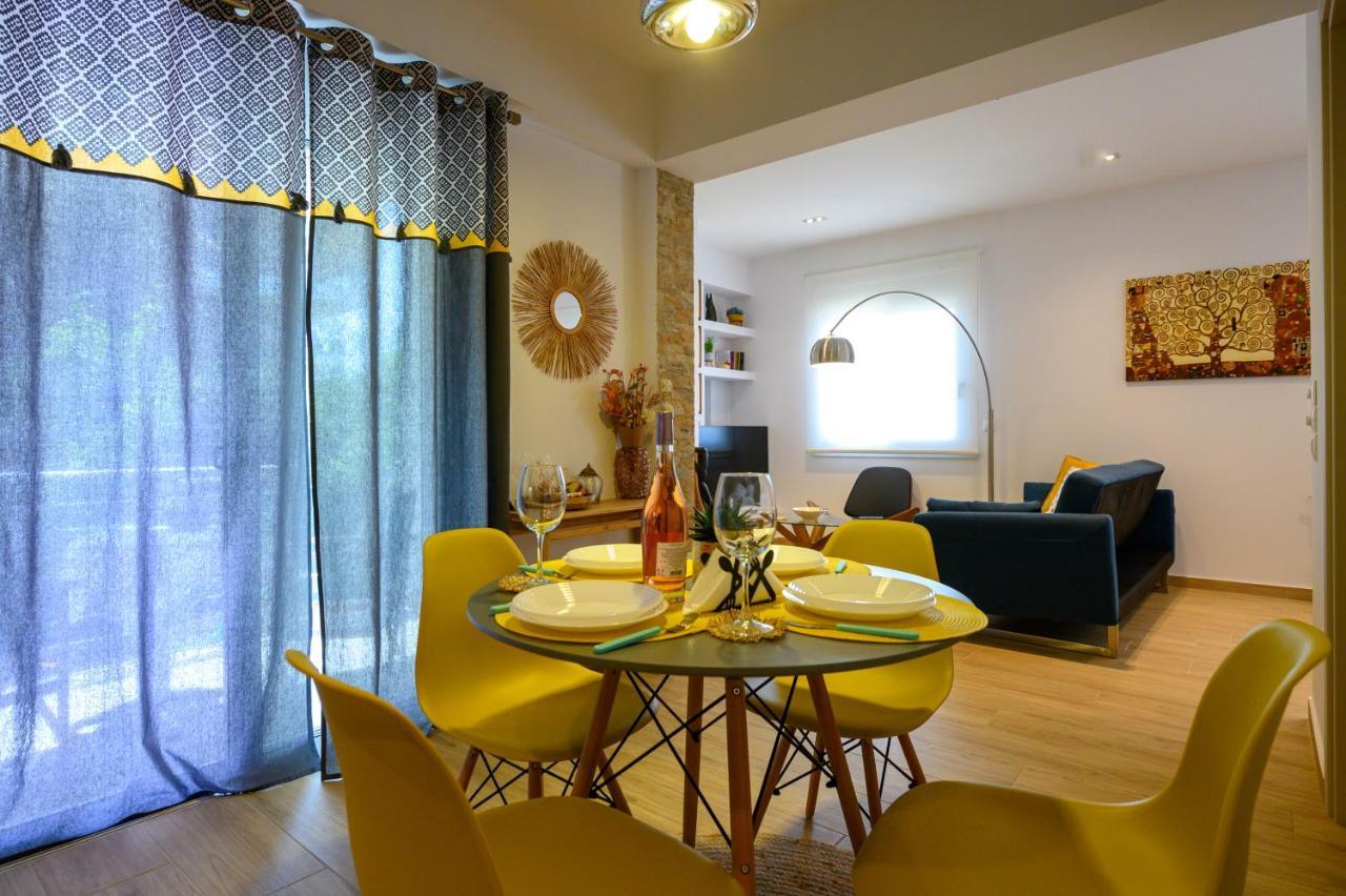 Chic Apartment In Nature, 5-Min Walk To The Beach Каламата Екстериор снимка