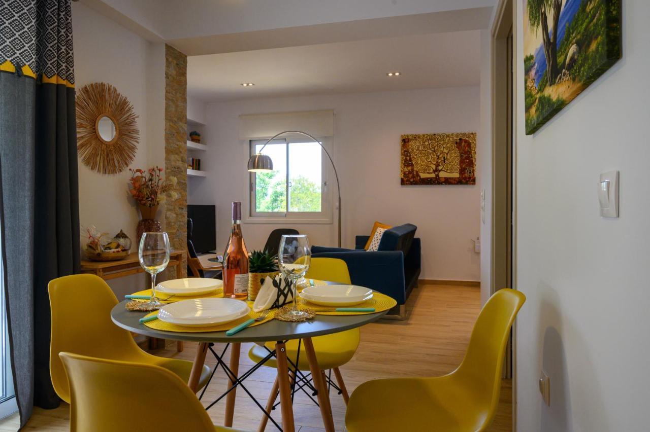 Chic Apartment In Nature, 5-Min Walk To The Beach Каламата Екстериор снимка